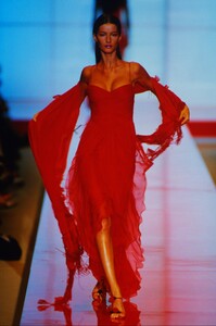 1763655988_valentino-hc-fw-1999(21).thumb.jpg.4af63399990862dd265914dda12937da.jpg