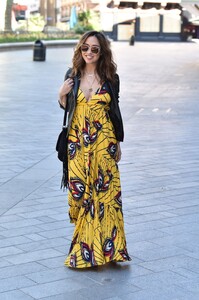        kla210420BZNimage109.jpg