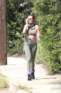       dbh130420BZNimage112.jpg
