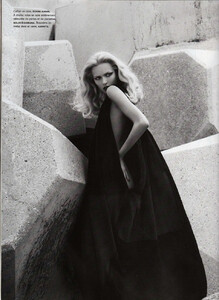 Numéro #84 (June-July 2007) - Olympe - 003.jpg
