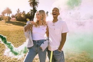 hailey-bieber-jaden-smith-levis-campaign-spring-2020 (9).jpg