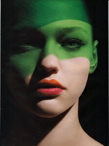 ARCHIVIO - Vogue Italia (August 2007) - Beauty - 005.jpg