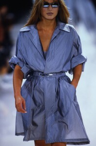 1957334250_donna-karan-ss-1994(13).thumb.jpg.daace15b9e008ee04822b963d44b9a1d.jpg