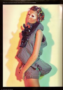i-D #281 (October 2007) - The Whole Thing Is Eletric - 004.jpg