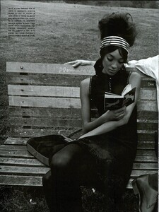 ARCHIVIO - Vogue Italia (August 2008) - The Now Ease - 003.jpg