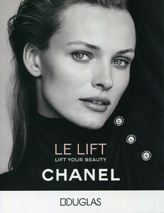2020-Chanel-1.jpg