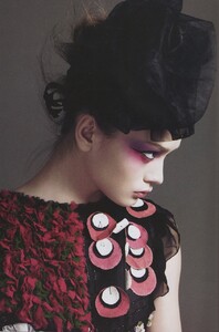 Muse #11 (February 2008) - A Question Of Lust - 009.jpg