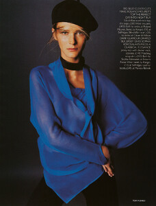 Vogue UK (August 2000) - Britsmart - 005.jpg
