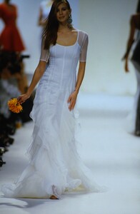 2087875514_christian-dior-ss-1994(1).thumb.jpg.76cca3d8c13c239f98c0d9b4d27bc751.jpg