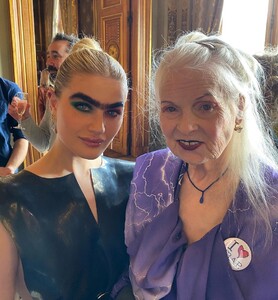 2090926615_sophiahadjipanteli15829915432254618933766488611_33586514.thumb.jpg.658c65da4cd8ffd9112073a797d5b77f.jpg