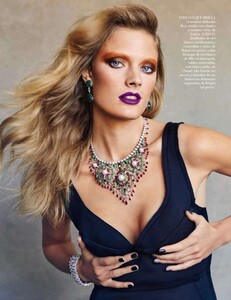 Vogue Spain - 2014 07-097.jpg