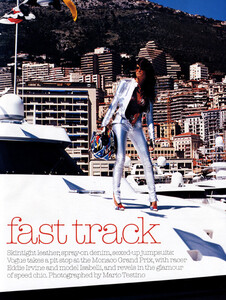 TOP.FASON.RU - Vogue UK (August 2002) - Fast Track - 002.jpg