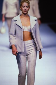 2136135006_dolce-gabbana-fall-1996(12).thumb.jpg.9430e646f5f9fdc0cd46df72db493cfe.jpg