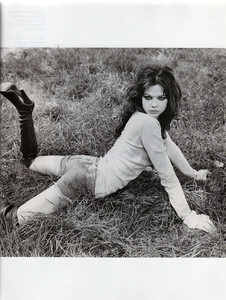 Vogue Paris (August 2003) - Pretty Woman - 004.jpg
