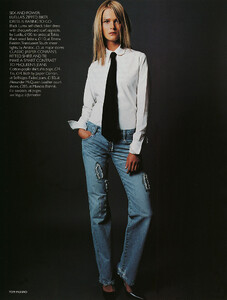 Vogue UK (August 2000) - Britsmart - 008.jpg