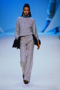 278677417_balmain-hc-fw-1999(7).thumb.jpg.376450b80c3686379ab8c088e6fc7f4d.jpg