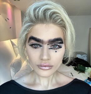 286423134_sophiahadjipanteli15828200432253180294440403985_33586514.thumb.jpg.e3695246e0b9d34e4dc01ac9c5da867f.jpg