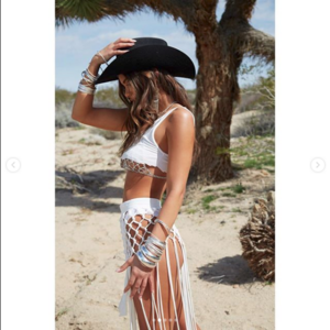 Screenshot_2020-04-04 Lorena Haliti ( lorenahaliti) • Instagram photos and videos(21).png