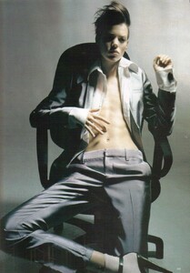 Vogue UK (April 2008) - About A Boy - 007.jpg