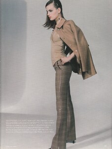 Vogue UK (September 1996) - A Modern Edge - 004.jpg