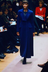 353443891_fendi-fw-1996(2).thumb.jpg.cd49b53a51f18eed50b9413a56b03a2d.jpg