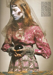 PIPOCA - Vogue Italia (March 2005, Couture Supplement) - Great Exaggerations - 010.jpg