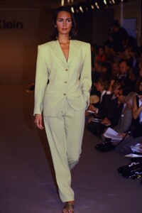 363200522_calvin-klein-ss-1990-gail(5).thumb.jpg.c18aa65e66b08a9452e15fef681fa84e.jpg