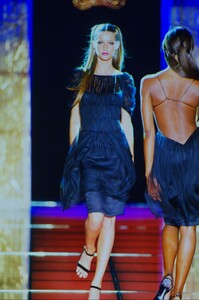 366518267_versace-hc-fw-1999(10).thumb.jpg.cbaffb34626c0ea3386ba4c2cdaec3c0.jpg