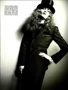 ARCHIVIO - Vogue Italia (February 2007) - Beauty - 005.jpg
