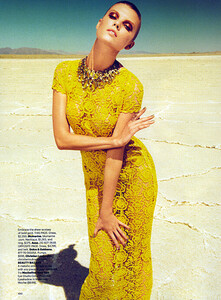 4-MARYNA_LINCHUK_HARPERS_BAZAAR_SEPTEMBER_2011_PAOLA_KUDACKI-400.thumb.jpg.58f65ea0c44cf4b89f806cca109080ce.jpg