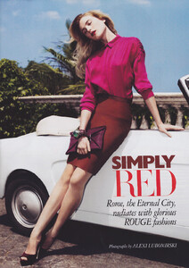 407085788_Lubomirski_US_Harpers_Bazaar_September_2010_02.thumb.jpg.d8a58cfde62b7baea973524c7935a98c.jpg