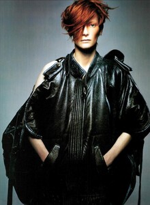 ARCHIVIO - Vogue Italia (February 2003) - Tilda Swinton - 003.jpg