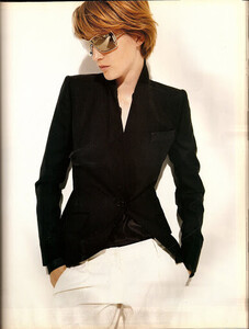 Vogue Paris (February 2001) - Costumes - 012.jpg