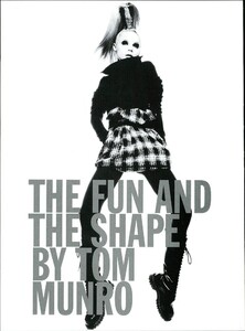ARCHIVIO - Vogue Italia (November 2006) - The Fun And The Shape - 001.jpg