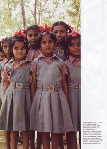 Vogue UK (June 2009) - Indian Summer - 006.jpg