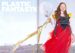 Vogue UK (May 2007) - Plastic Fantastic - 001.jpg