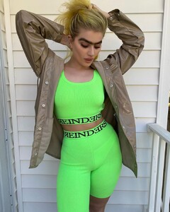 490425509_sophiahadjipanteli15862042972281569465038975008_33586514.thumb.jpg.5c9c9c78409edd6d1037211455722241.jpg