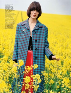 Vogue UK - 2013 08-125.jpg