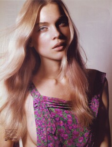 Vogue China (June 2008) - Flower Power - 004.jpg