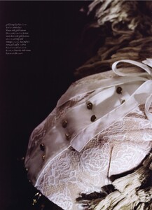 Muse #18 (Summer 2009) - Constance - 007.jpg