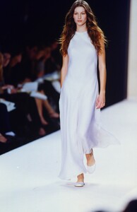 519894420_ralph-lauren-ss-1999(4).thumb.jpg.456d5cb9e3ddc445775311e0ce3b8650.jpg