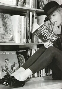 i-D #291 (September 2008) - Jack and Bar - 005.jpg