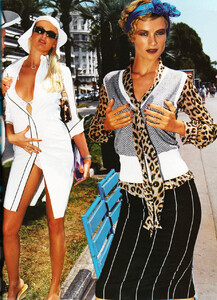 Vogue Paris (September 2003) - Le Grand Jeu - 004.jpg