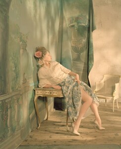619full-audrey-tchekova.jpg
