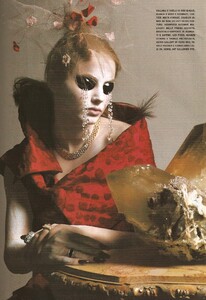 PIPOCA - Vogue Italia (March 2005, Couture Supplement) - Great Exaggerations - 006.jpg