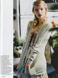Vogue UK (February 2005) - Sunday Girl - 003.jpg