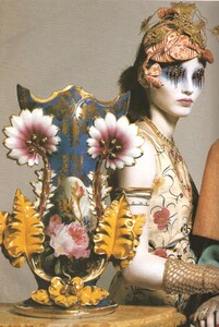 PIPOCA - Vogue Italia (March 2005, Couture Supplement) - Great Exaggerations - 003.jpg