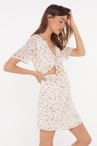cream-in-bloom-floral-tie-dress (2).jpeg