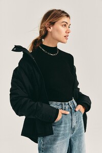 670078-01-3.jpg
