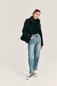 670078-01-6.jpg